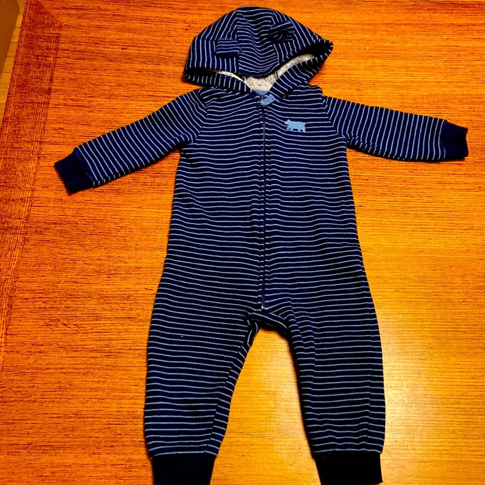 Baby clothing